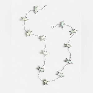 White County Rustic Wooden Star, with Wire String Garland arland 85”-12 Stars